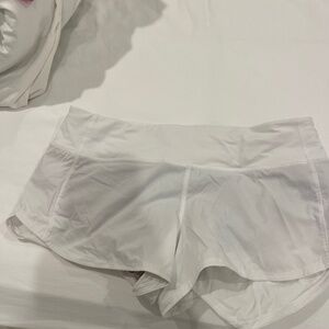 Lululemon white speed up shorts size 6